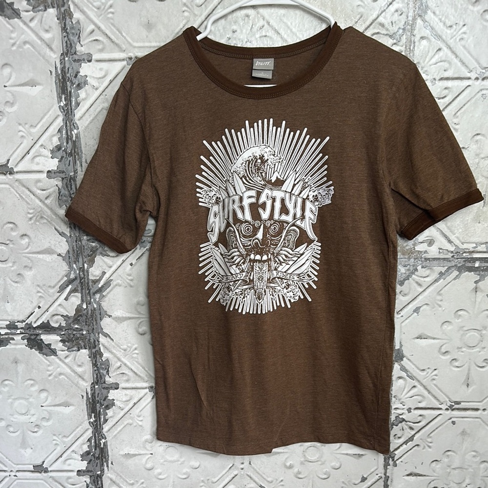 Brown Graphic surf Tee with White Design